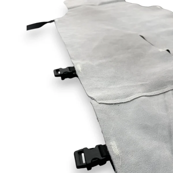 Delantal de carnaza con hebillas 1.10 * 60